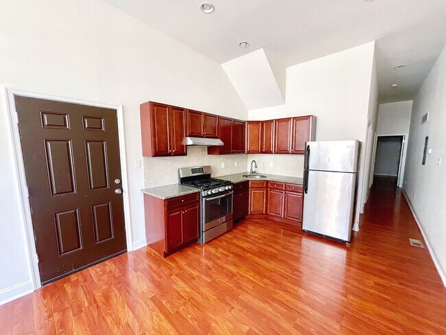 Foto del edificio - 989 N Marshall St