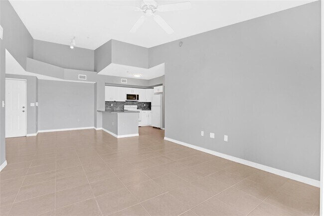 Building Photo - 2120 W Preserve Way