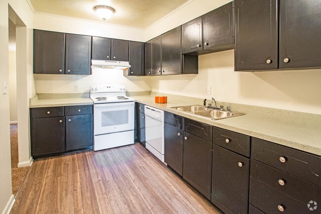 3HAB, 2BA - 1,410 ft² - Cocina - Royal Arms of Louisville