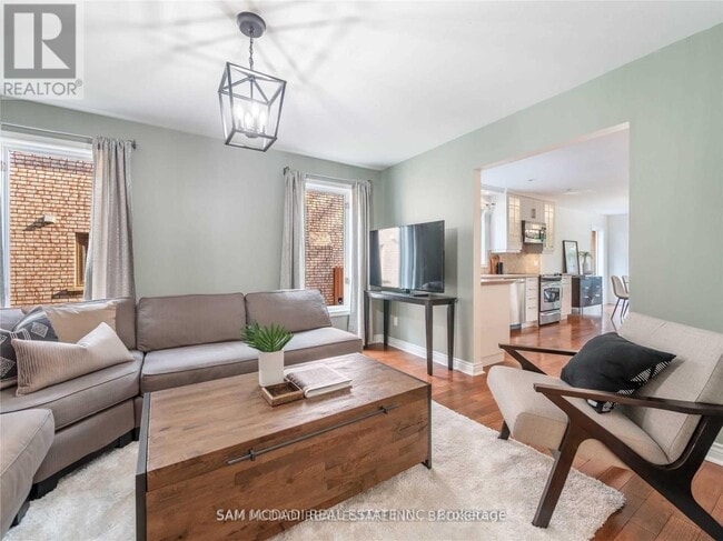 Building Photo - 2212 Florian Rd