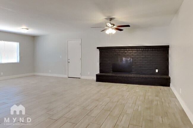 Foto del edificio - 4561 W Boca Raton Rd