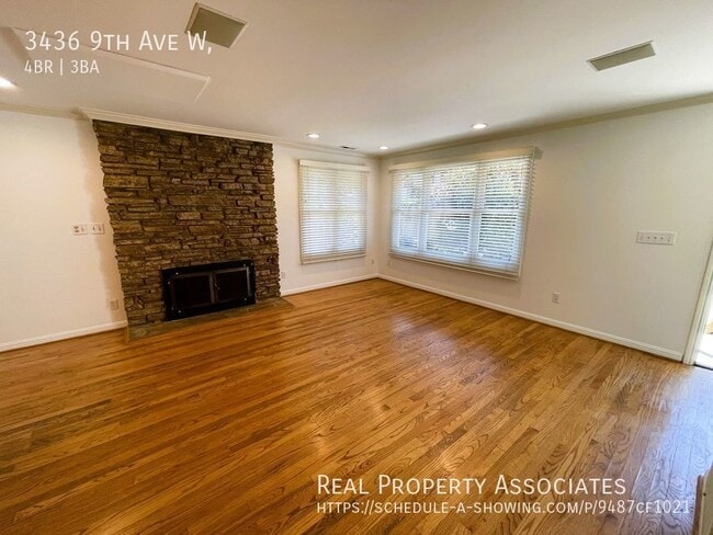 Building Photo - 3436 9th Ave W
