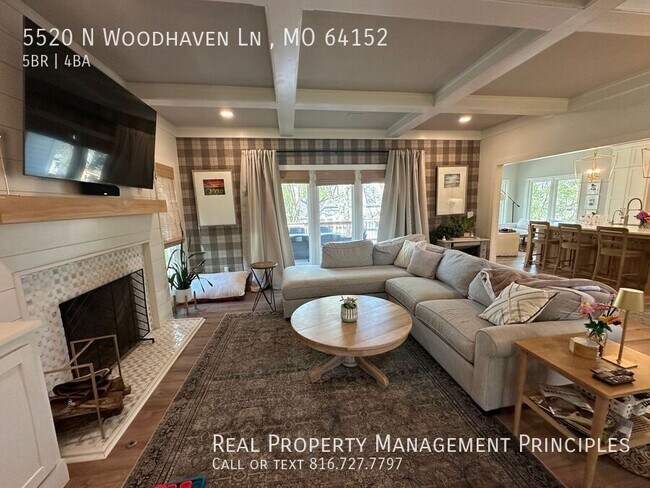 Foto del edificio - 5520 Woodhaven