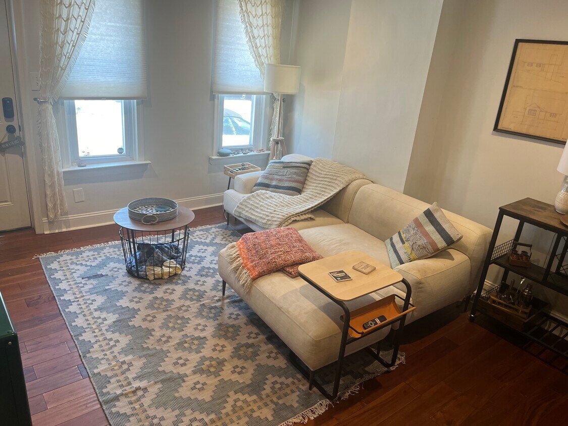Foto principal - 2612 Almond St