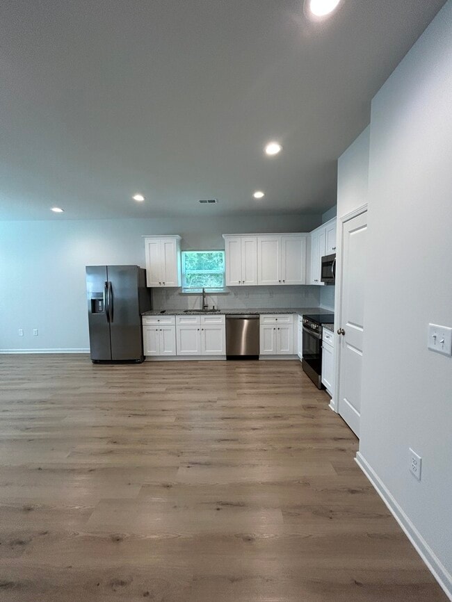 Foto del edificio - 737 N McFarland St