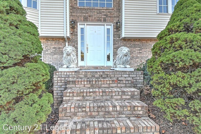 Building Photo - 3 br, 3 bath House - 168 Old Mill Ct