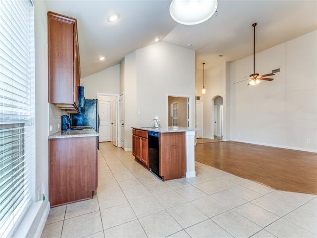 Foto del edificio - 544 Braewick Dr