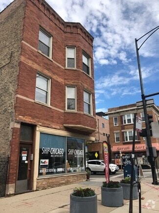 Building Photo - 3604 N Damen Ave