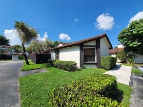 Building Photo - 14965 SW 49th Ln
