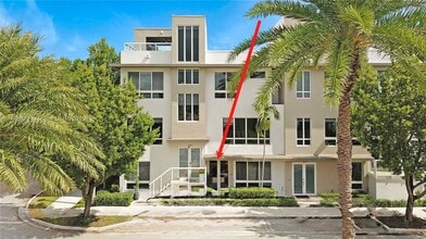 Building Photo - 10541 NW 66th St
