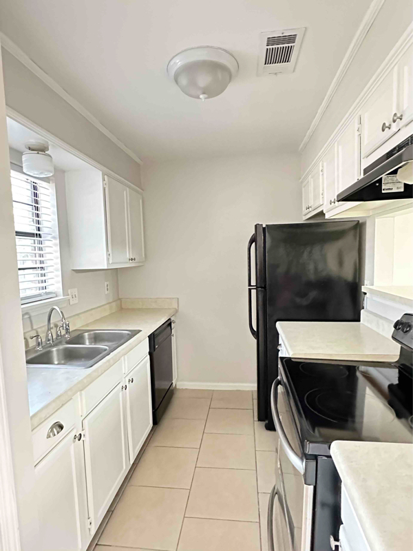 Foto del edificio - 4432 Stumberg Ln