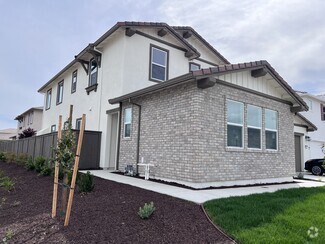 Building Photo - 5899 Lakestone Dr