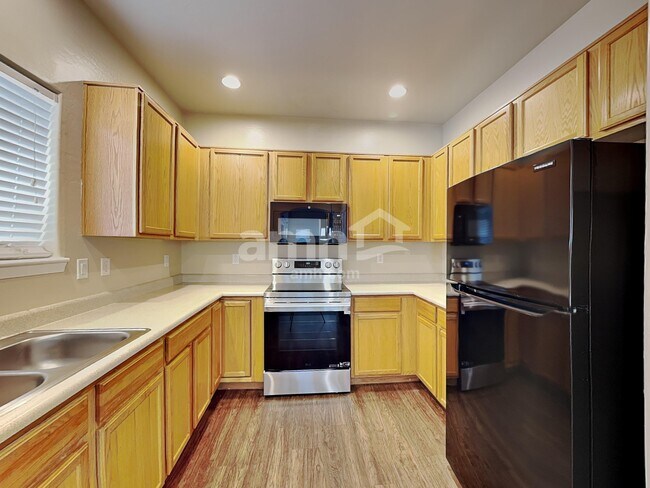 Foto del edificio - 6612 W Shaw Butte Dr