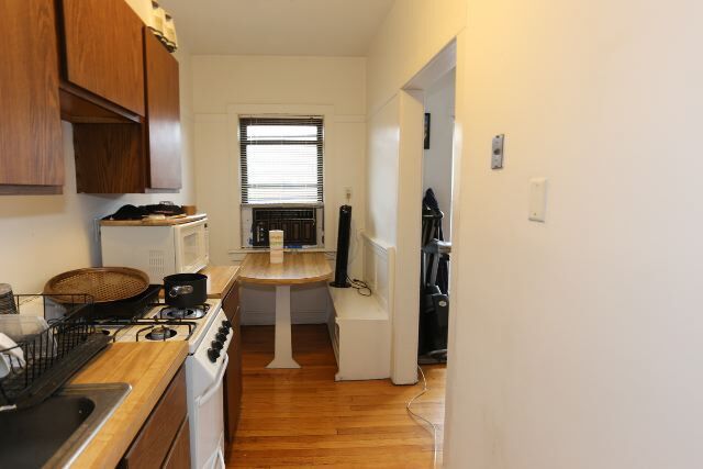 Building Photo - 3026 N Halsted St