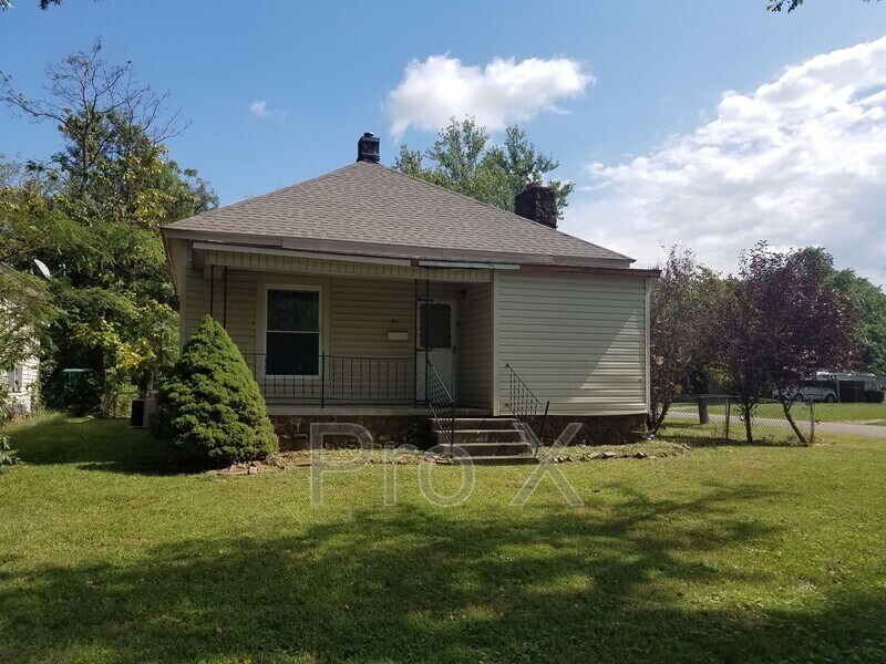 411 S Elm St, Pittsburg, KS 66762 House Rental in Pittsburg, KS