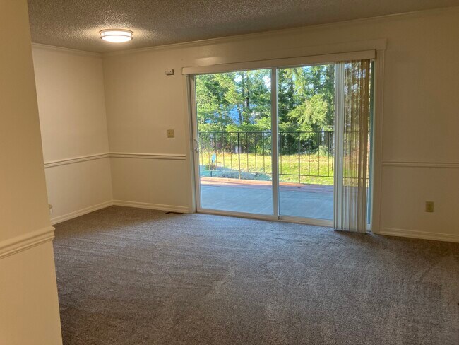 Foto del edificio - 12204 105th Ave Ct E