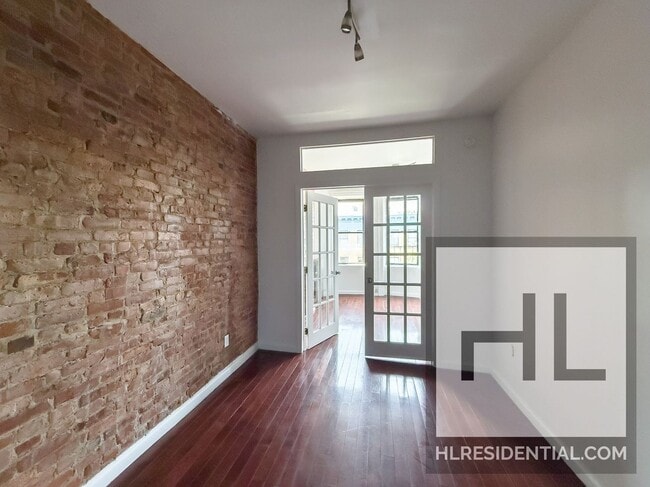 Building Photo - PROSPECT PLACE / 1-Bedroom, 1-Bathroom