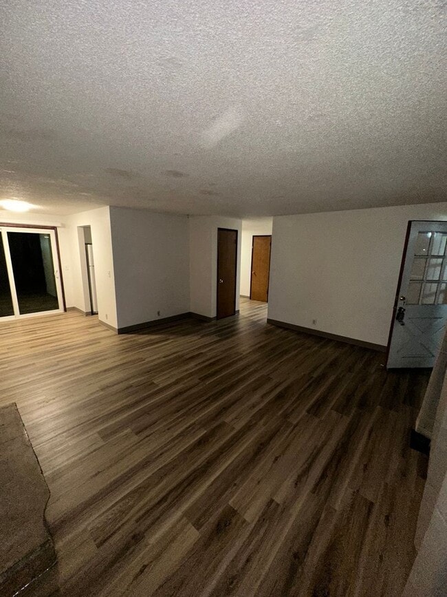 Foto del edificio - 1580 Larkspur Ave