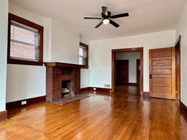Sala de estar - 735 Dover Pl