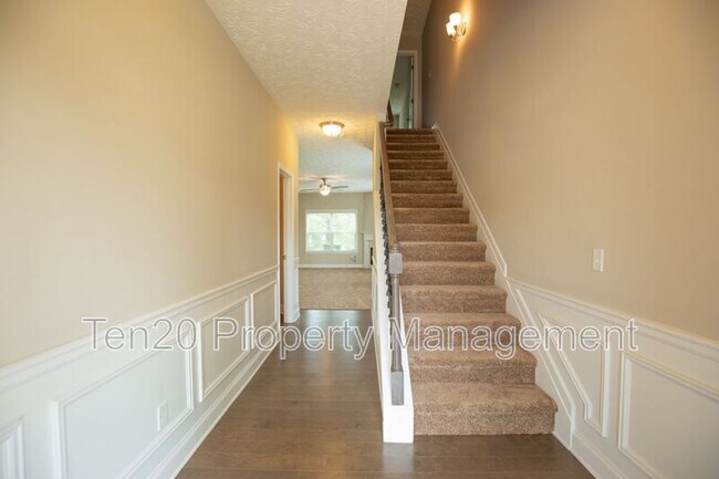 Foto del edificio - 6061 Townes Way