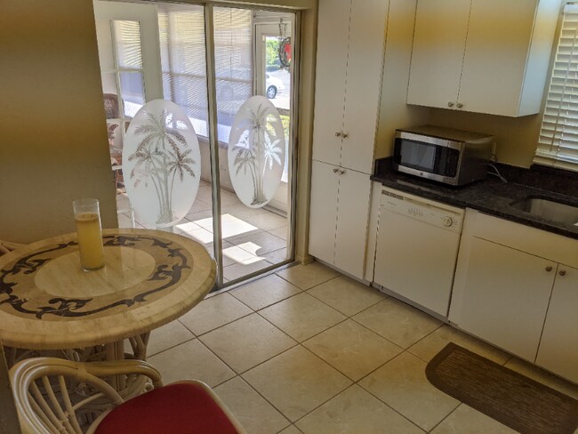 Foto del edificio - 4700 Cove Cir