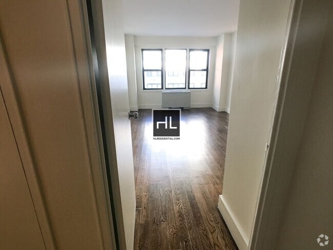 Building Photo - EAST 63 STREET