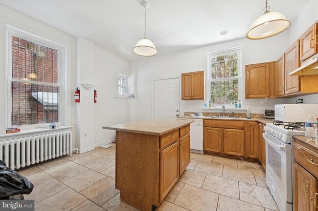 Building Photo - 329 N 34th St