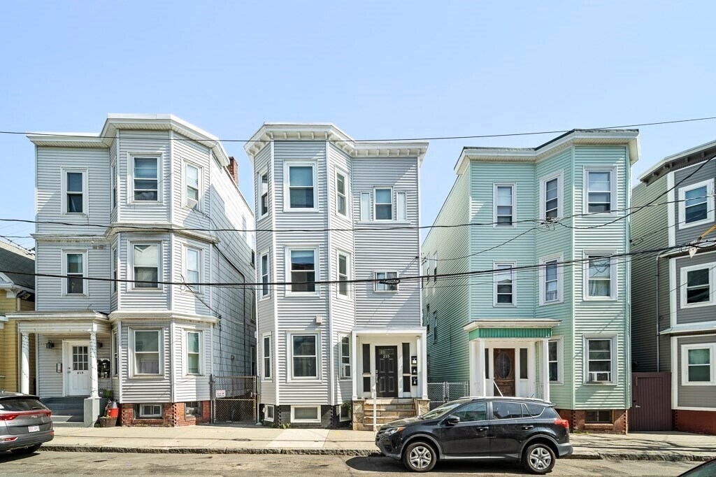 215 Princeton St Unit 1, Boston, MA 02128 Apartment for Rent in