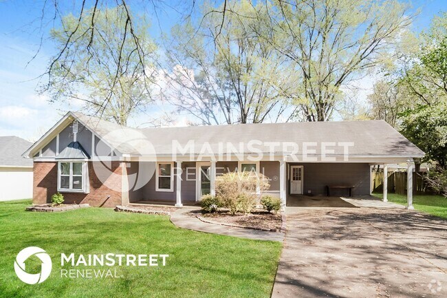 Building Photo - 6685 Blackthorn Dr