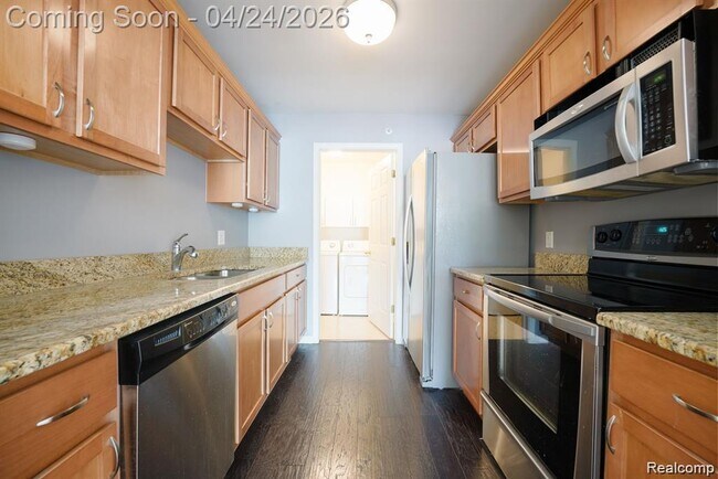 Foto del edificio - 4341 Deeside Dr