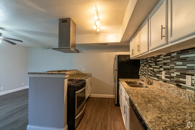 1BR, 1BA - 558SF - Cocina - North End on Berkman Apartments