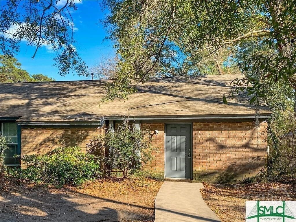 Foto principal - 436 Edgewater Rd