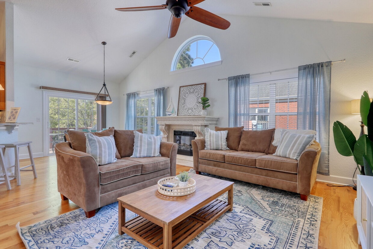 Foto principal - 2162 Sanibel Ct