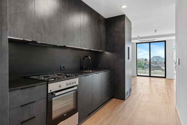 Foto del edificio - 3667 Keystone Ave Los Angeles, CA 90034