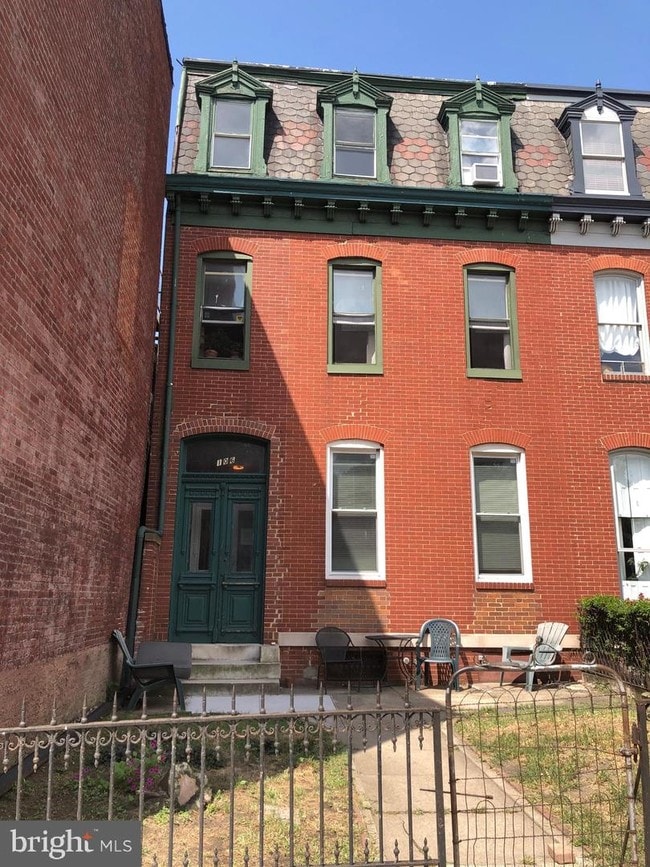 106 S Patterson Park Ave, Baltimore, MD 21231 House for Rent in