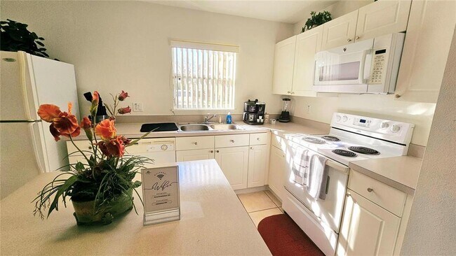 Foto del edificio - 2714 Club Cortile Cir