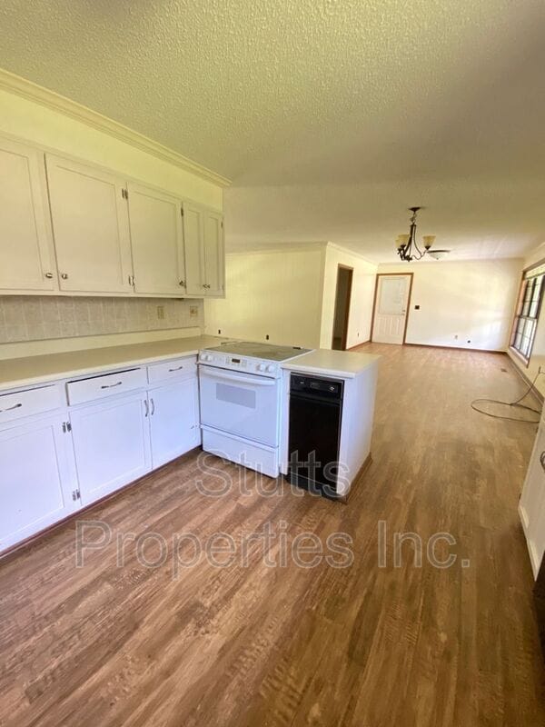 Building Photo - 1388 Co Rd 428