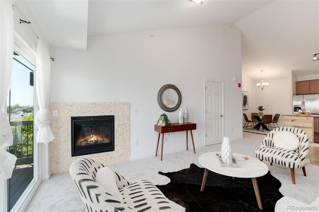 Foto del edificio - 804 Summer Hawk Dr