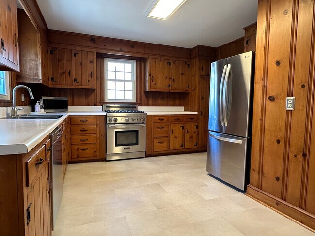 Foto del edificio - 1315 Handley Ave
