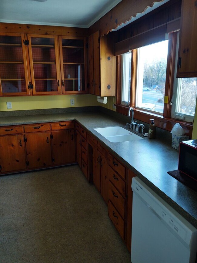 Foto del edificio - Wake Up to the View of the Great Smoky Mountains overlooking picturesque Downtown Sylva!!