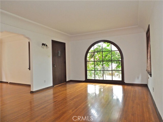 Building Photo - 165 Corona Ave