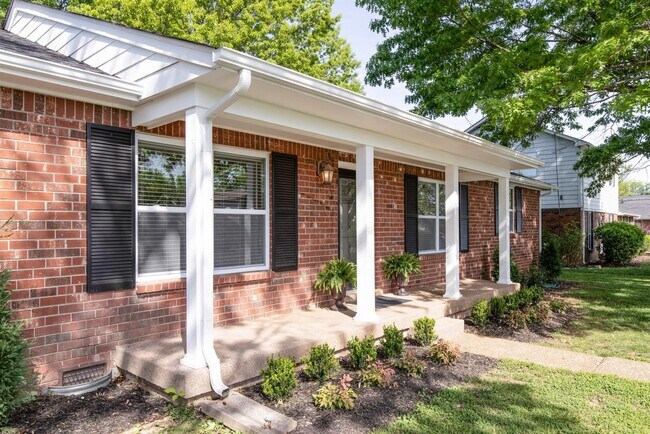 Foto del edificio - 3300 Shakertown Rd