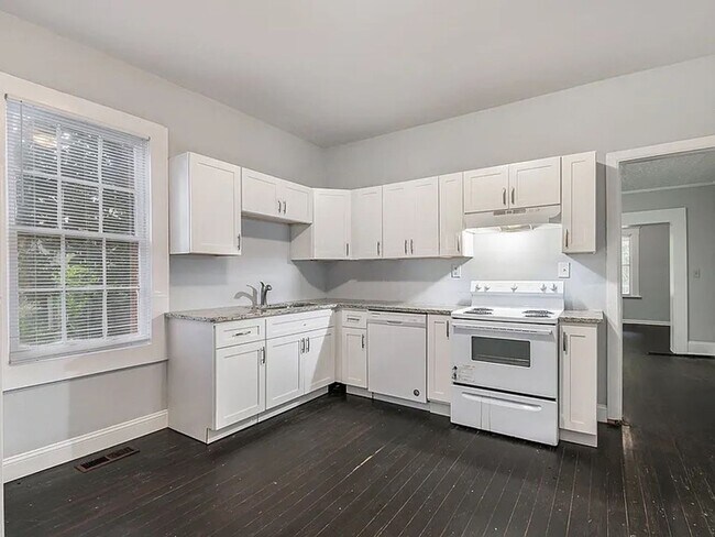 Foto del edificio - 1460 Desoto Ave SW