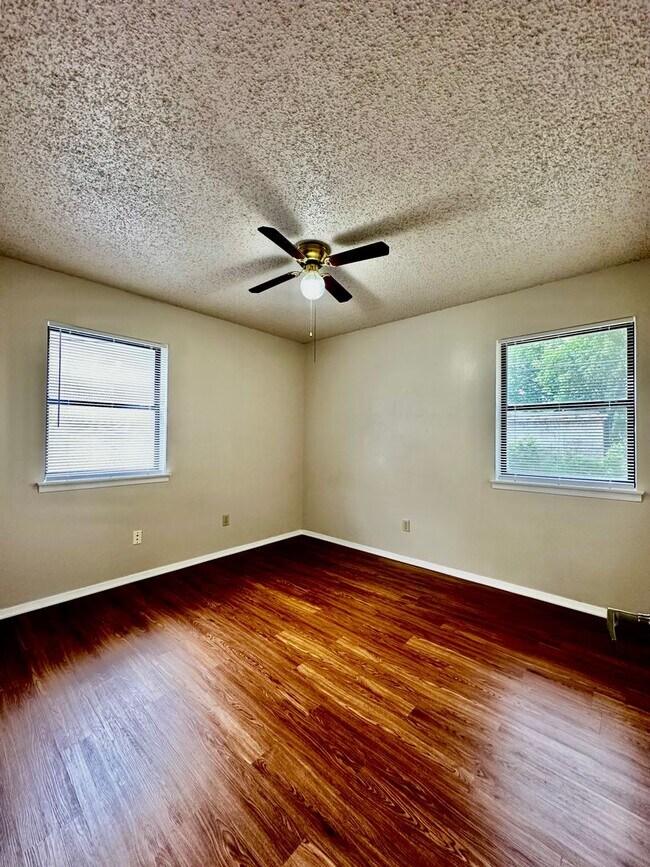 125 Ace Ranch Rd, Kerrville, TX 78028 House Rental in Kerrville, TX