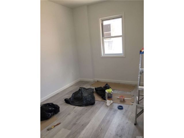 Building Photo - 102-12 Larue Ave