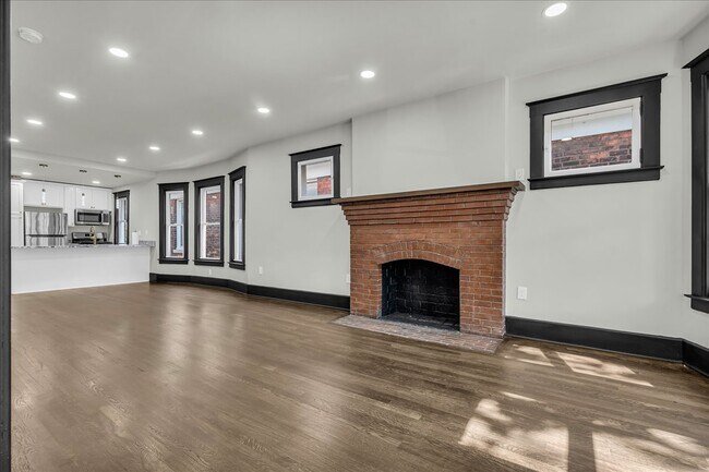 Foto del edificio - 5238 Commonwealth St