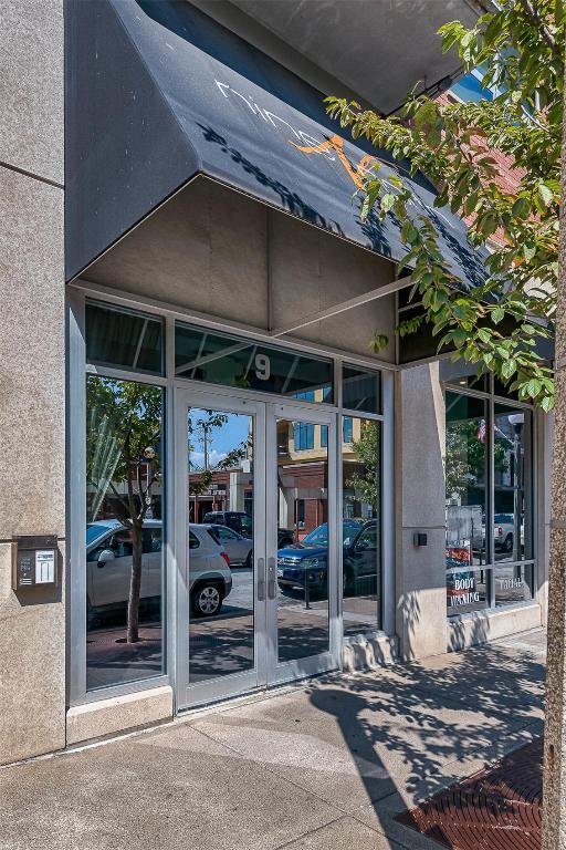 Building Photo - 9 N Euclid Ave