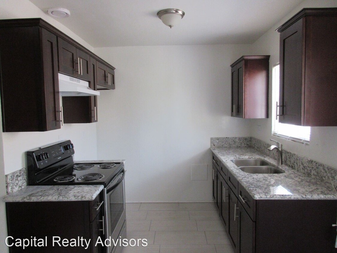 2040 W Wardlow Rd, Long Beach, CA 90810 Apartment for Rent in Long