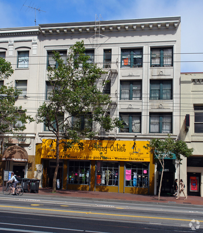 Building Photo - Donnelly Hotel