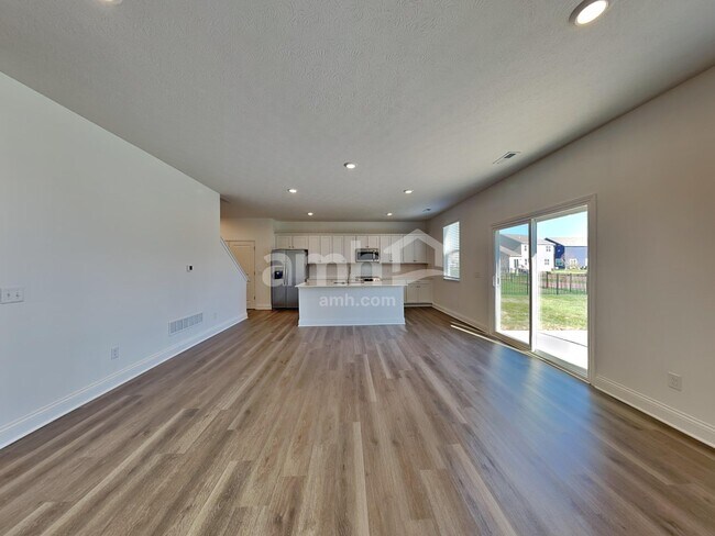 Foto del edificio - 202 Kramer Mills Dr